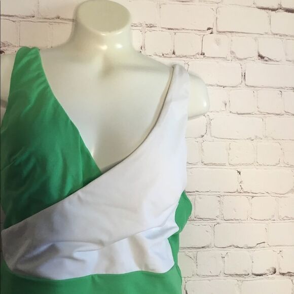 ‎One Piece Swimsuit Size 3 +Sarong-beach Cover - Picture 4 of 13